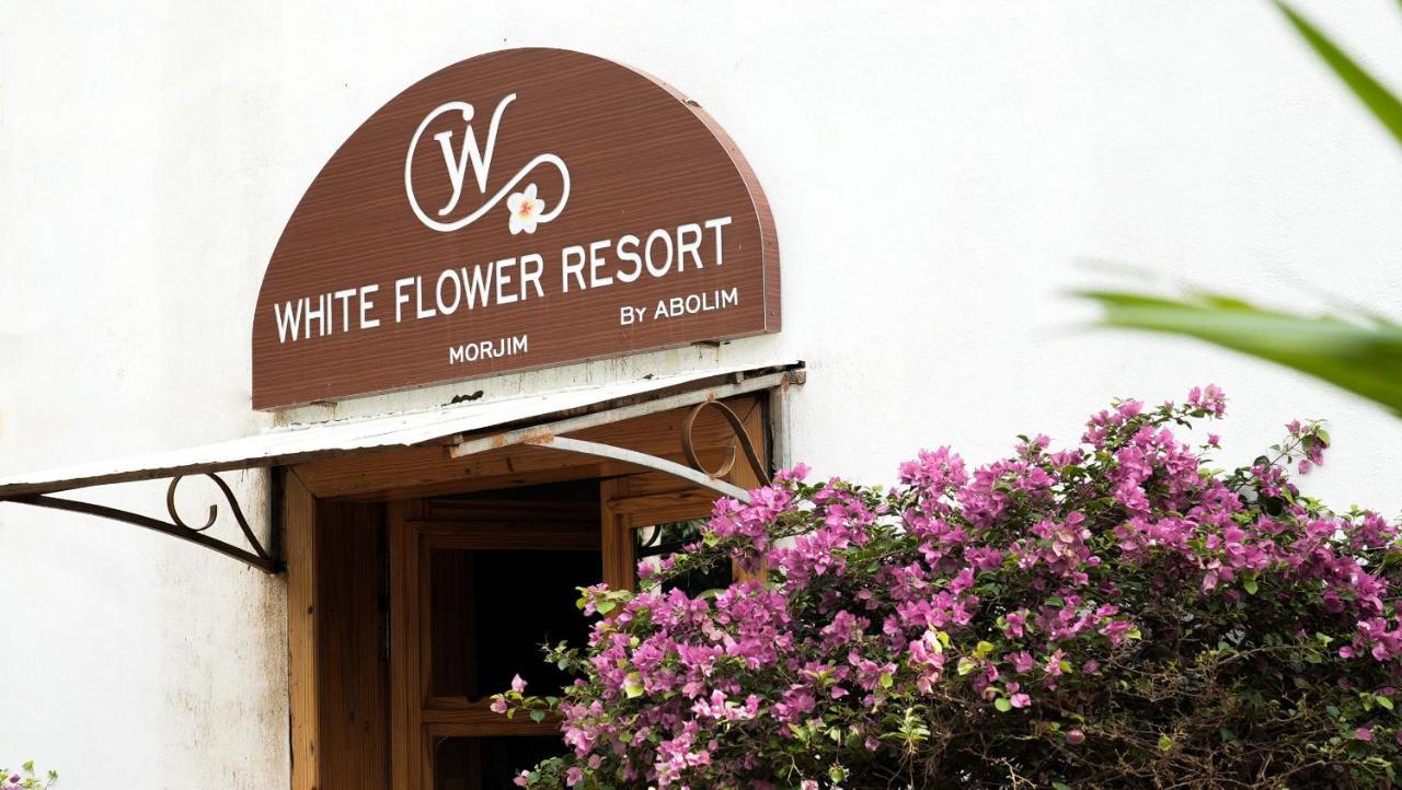 Whiteflower Resort Morjim Buitenkant foto