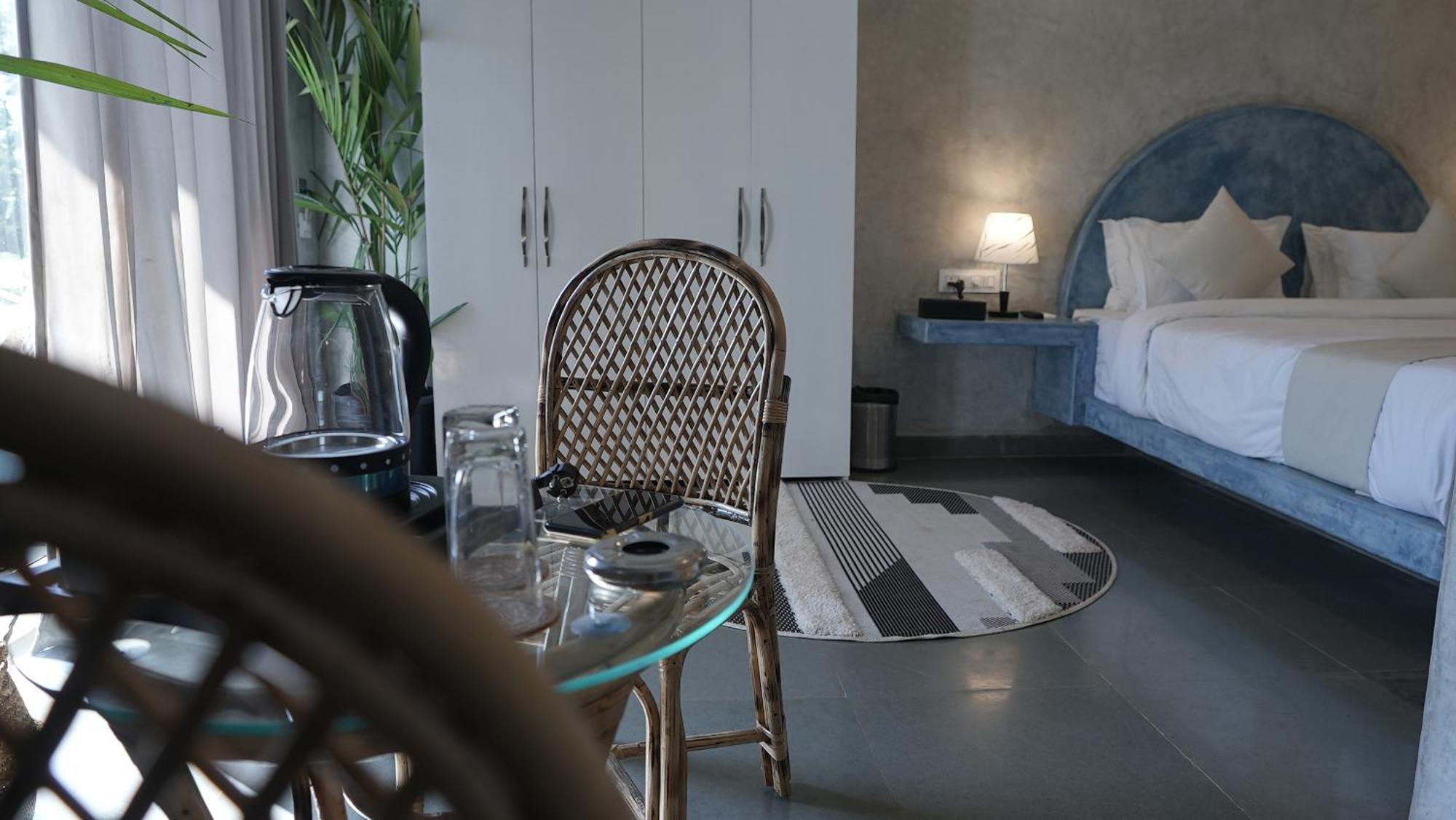 Whiteflower Resort Morjim Buitenkant foto